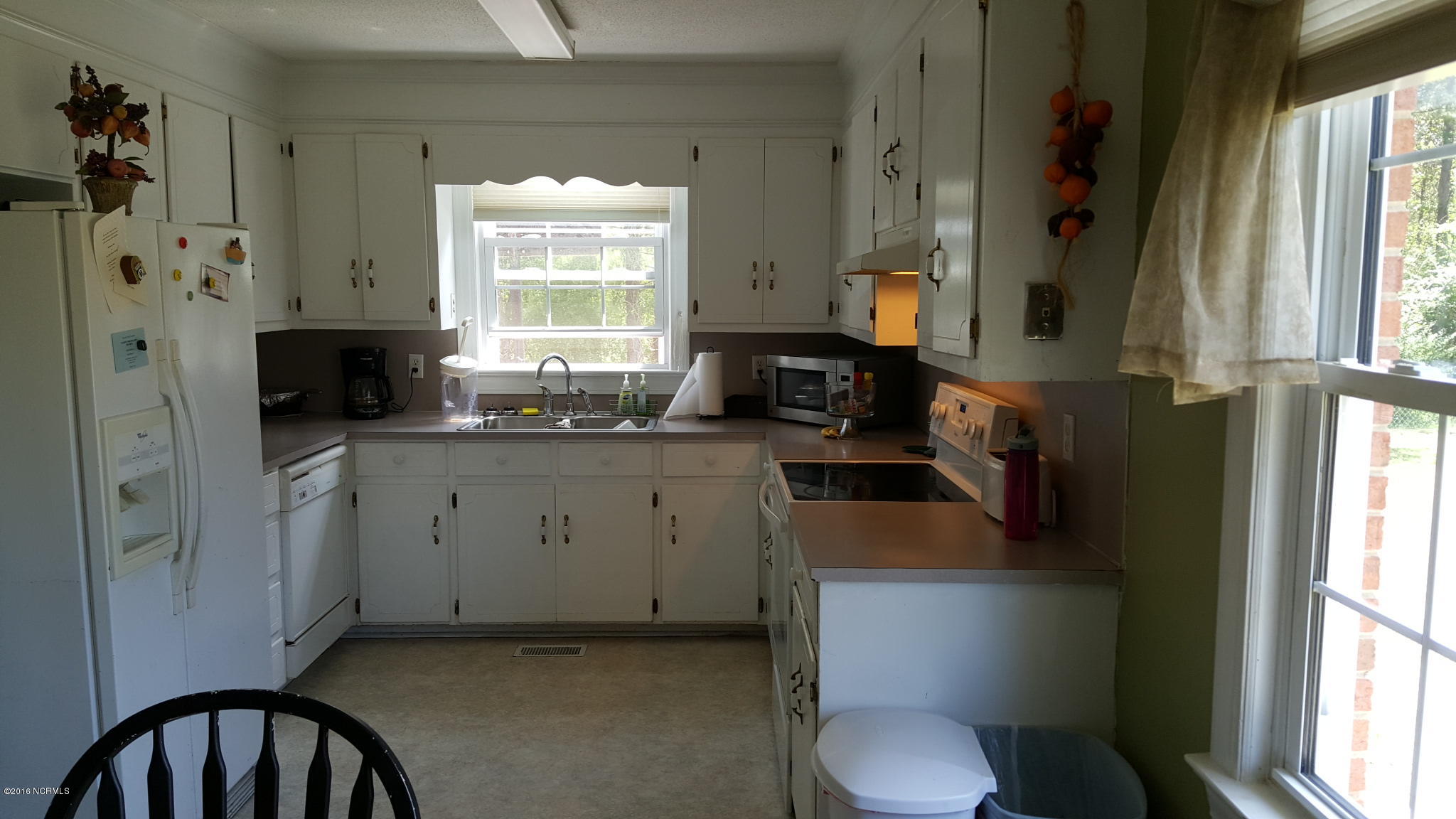 4480 Rountree Road Winterville, NC 28590 - Photo 4 of 52 20160406_141020