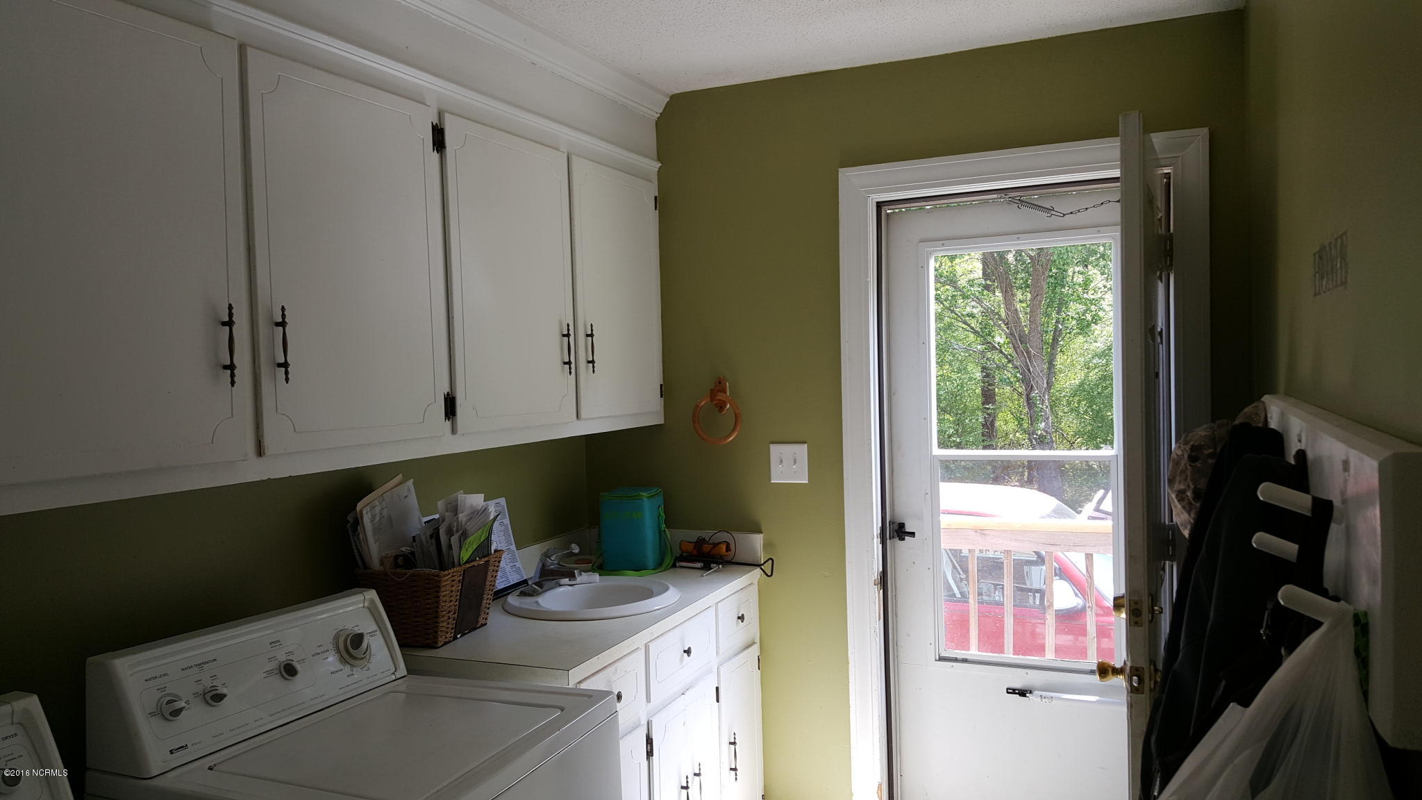 4480 Rountree Road Winterville, NC 28590 - Photo 44 of 52 20160406_141658
