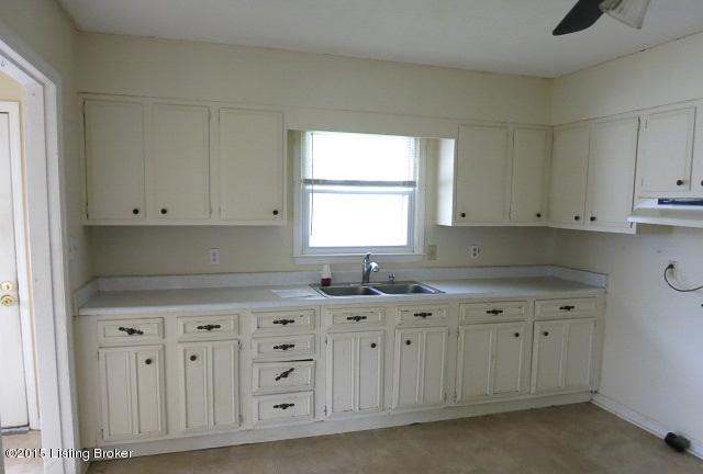 488 Cedarmore Road Bagdad, KY 40003 - Photo 5 of 12 kitchen