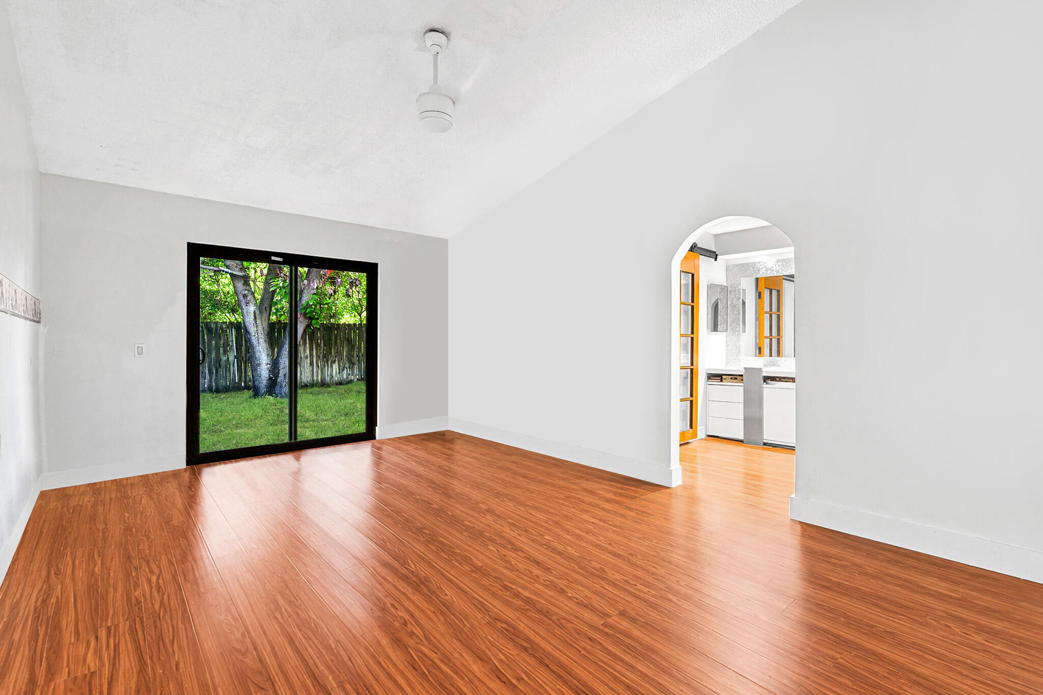 5441 Southwest 155th Place Miami, FL 33185 - Photo 29 of 76 34-web-or-mls-34