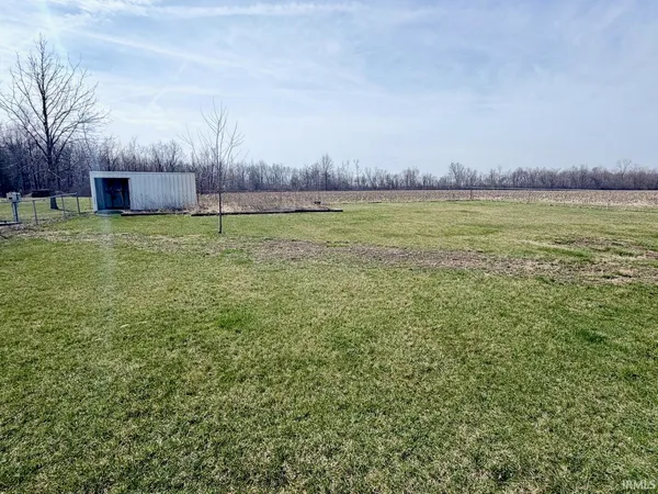 $220,000 | 1530 West Us Highway, Decatur, IN 46733