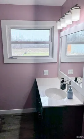 $220,000 | 1530 West Us Highway, Decatur, IN 46733