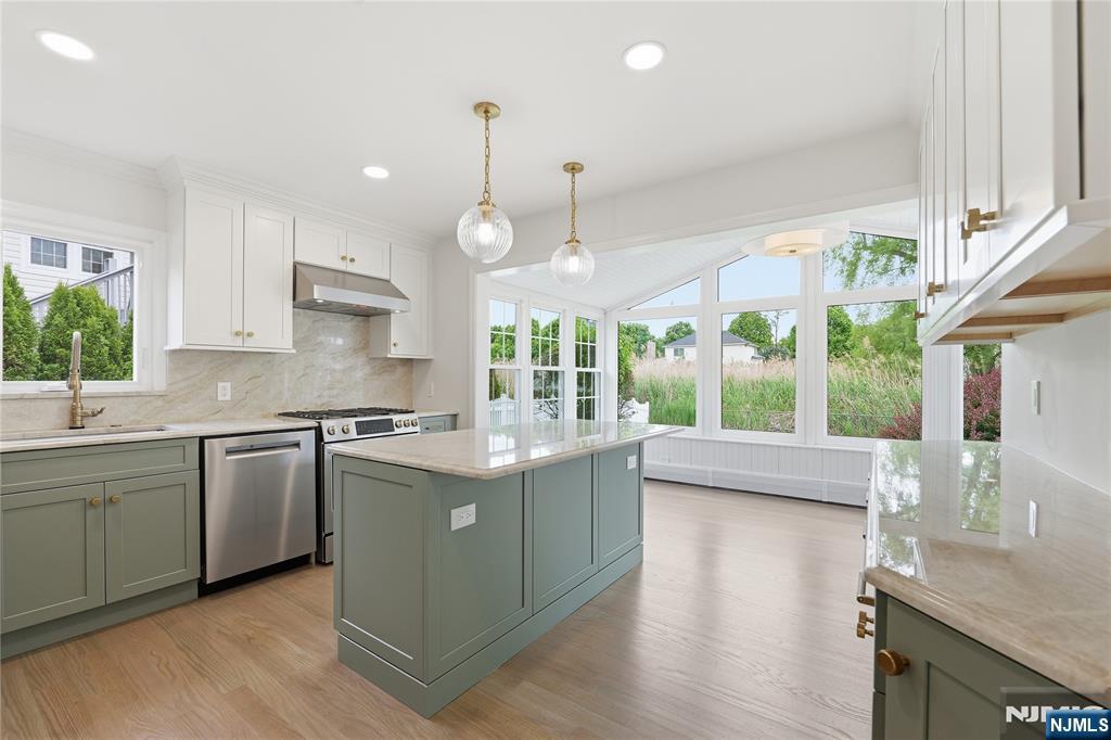 508 Tether Lane Paramus, NJ 07652 - Photo 10 of 47