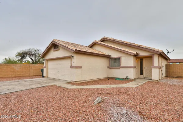 $1,750 | 1697 North La Fresa Drive, Goodyear, AZ 85338