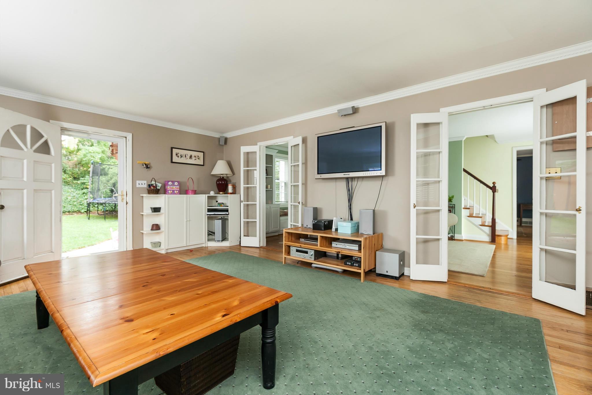 903 Litchfield Road Baltimore, MD 21239 - Photo 9 of 30 Family Room