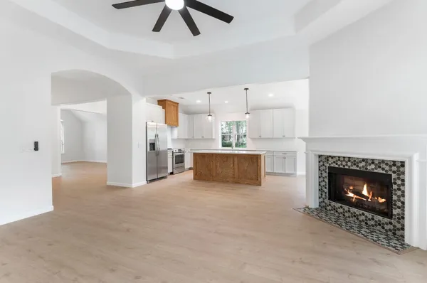 $3,300 | 54 Legend Mill Court, The Woodlands, TX 77382