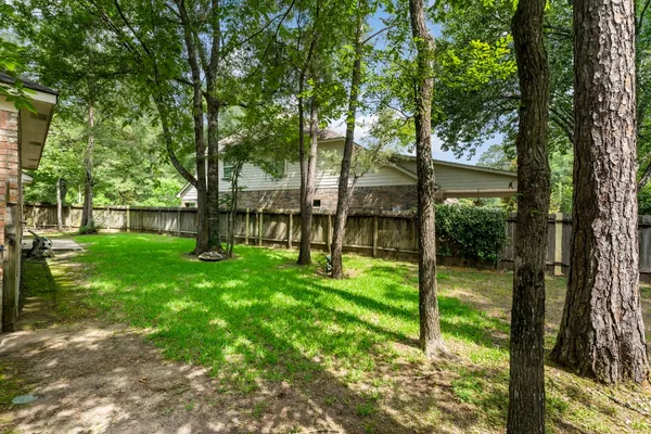 $3,300 | 54 Legend Mill Court, The Woodlands, TX 77382