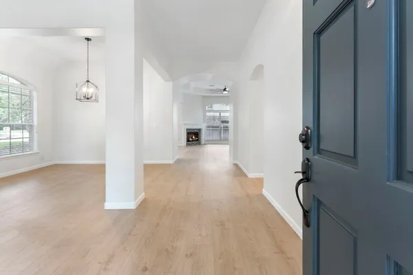 $3,300 | 54 Legend Mill Court, The Woodlands, TX 77382