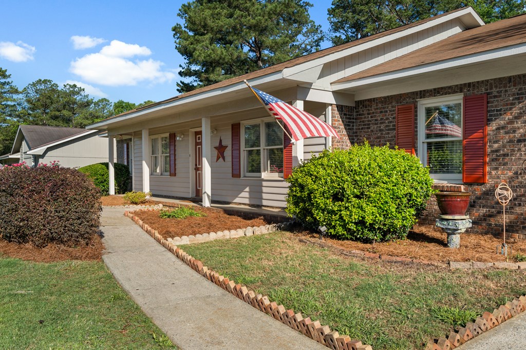5819 Old Dominion Road Columbus, GA 31909 - Photo 2 of 15 Gallery Image 2