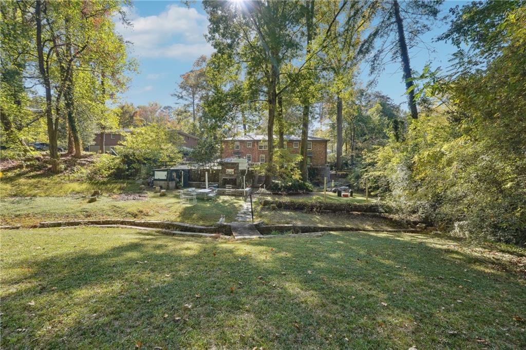 2073 East Roxboro Road Northeast, Unit 2073A Brookhaven, GA 30324 - Photo 2 of 19