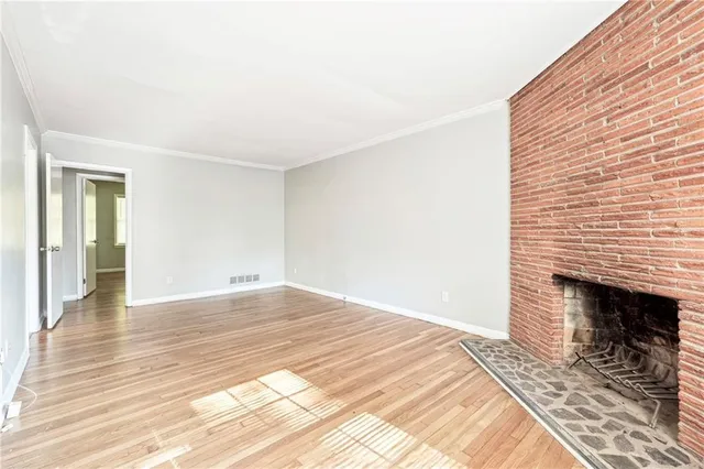 $1,695 | 2073 East Roxboro Road Northeast, Unit 2073A, Brookhaven, GA 30324