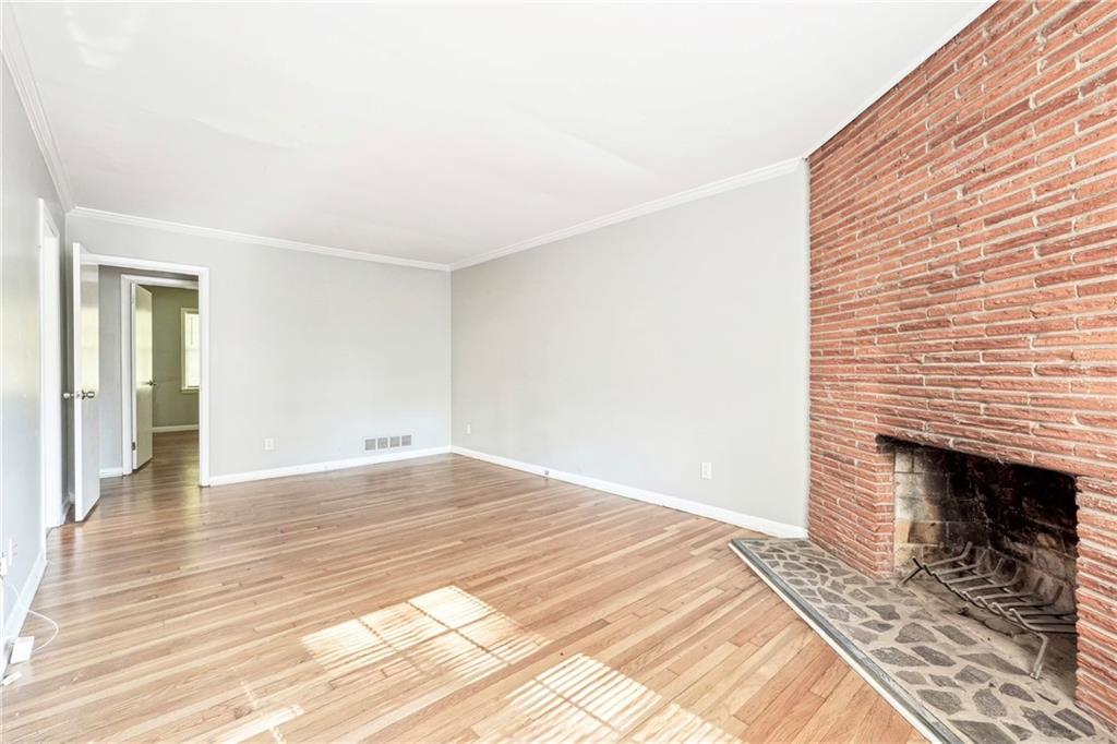 2073 East Roxboro Road Northeast, Unit 2073A Brookhaven, GA 30324 - Photo 3 of 19