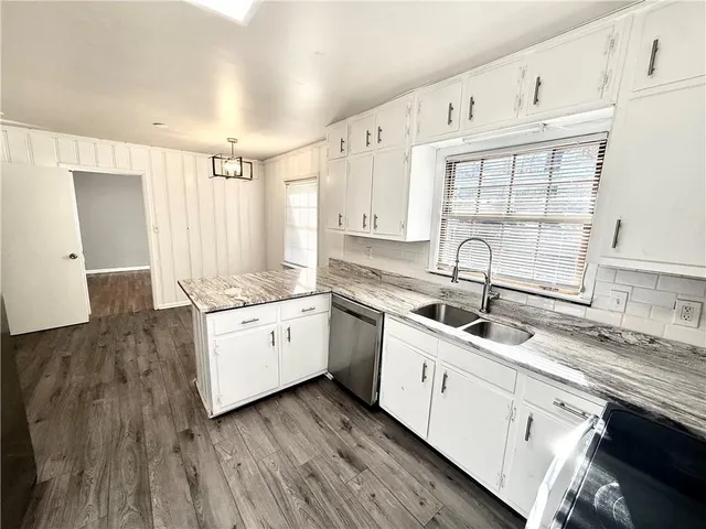 $1,695 | 2073 East Roxboro Road Northeast, Unit 2073A, Brookhaven, GA 30324