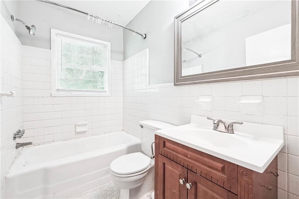 2073 East Roxboro Road Northeast, Unit 2073A Brookhaven, GA 30324 - Photo 10 of 19