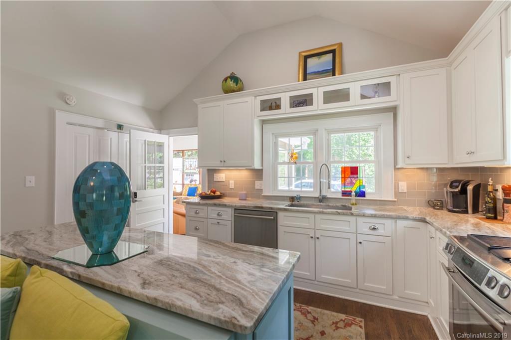 4422 Raney Way Charlotte, NC 28205 - Photo 11 of 34 Gallery Image 11