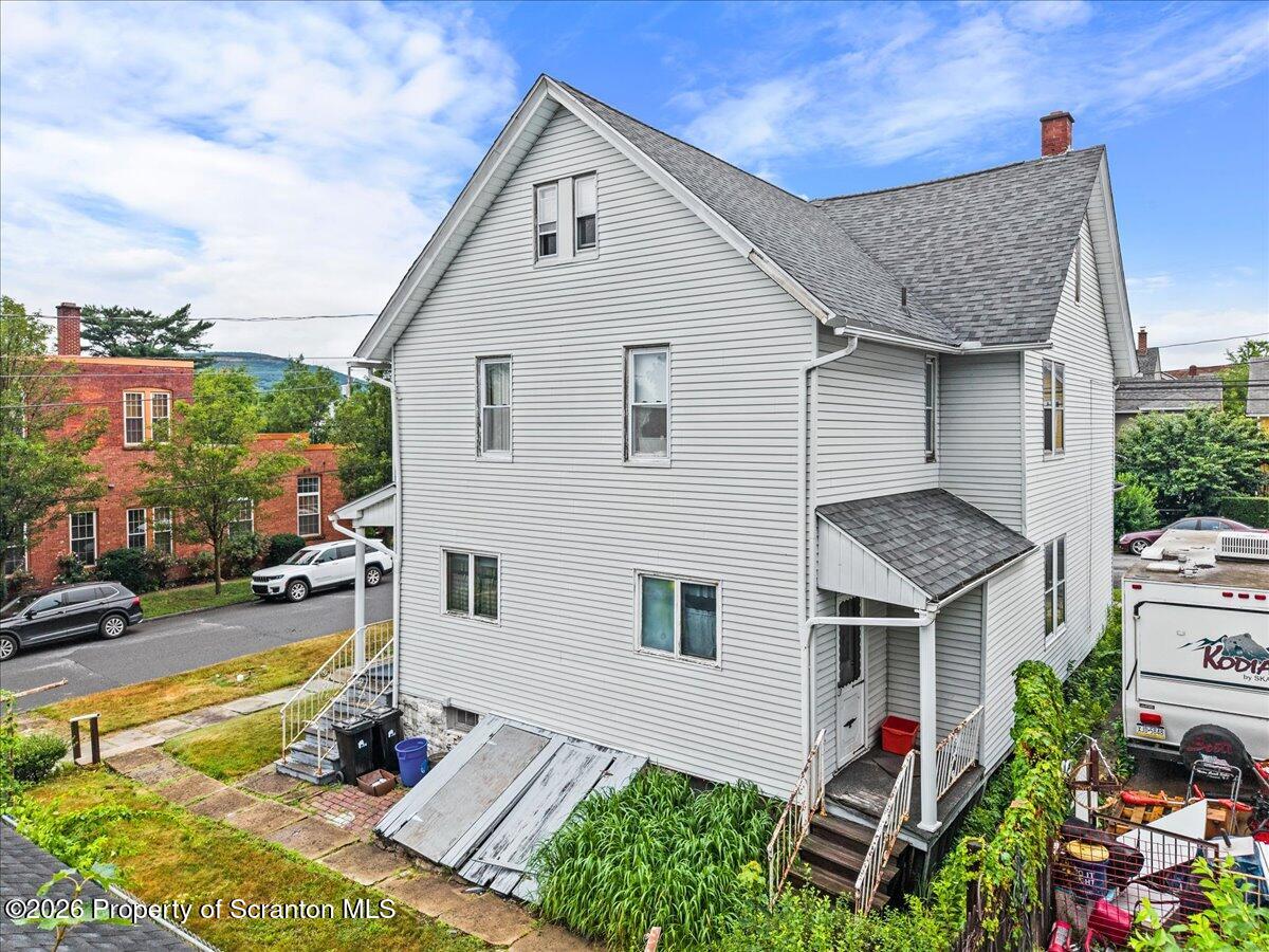 102 New York Street Scranton, PA 18509 - Photo 6 of 57 09-DJI_20260706105829_0602_D