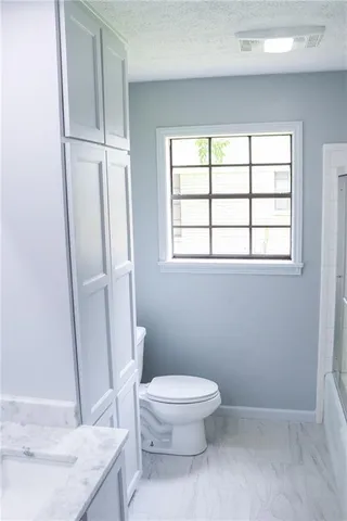 $305,000 | 4014 Wellington Boulevard, Alexandria, LA 71303