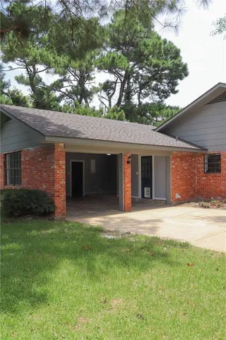 $305,000 | 4014 Wellington Boulevard, Alexandria, LA 71303