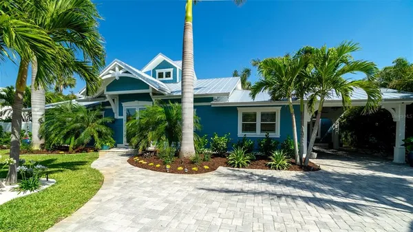 $2,395,000 | 403 75th Street, Holmes Beach, FL 34217