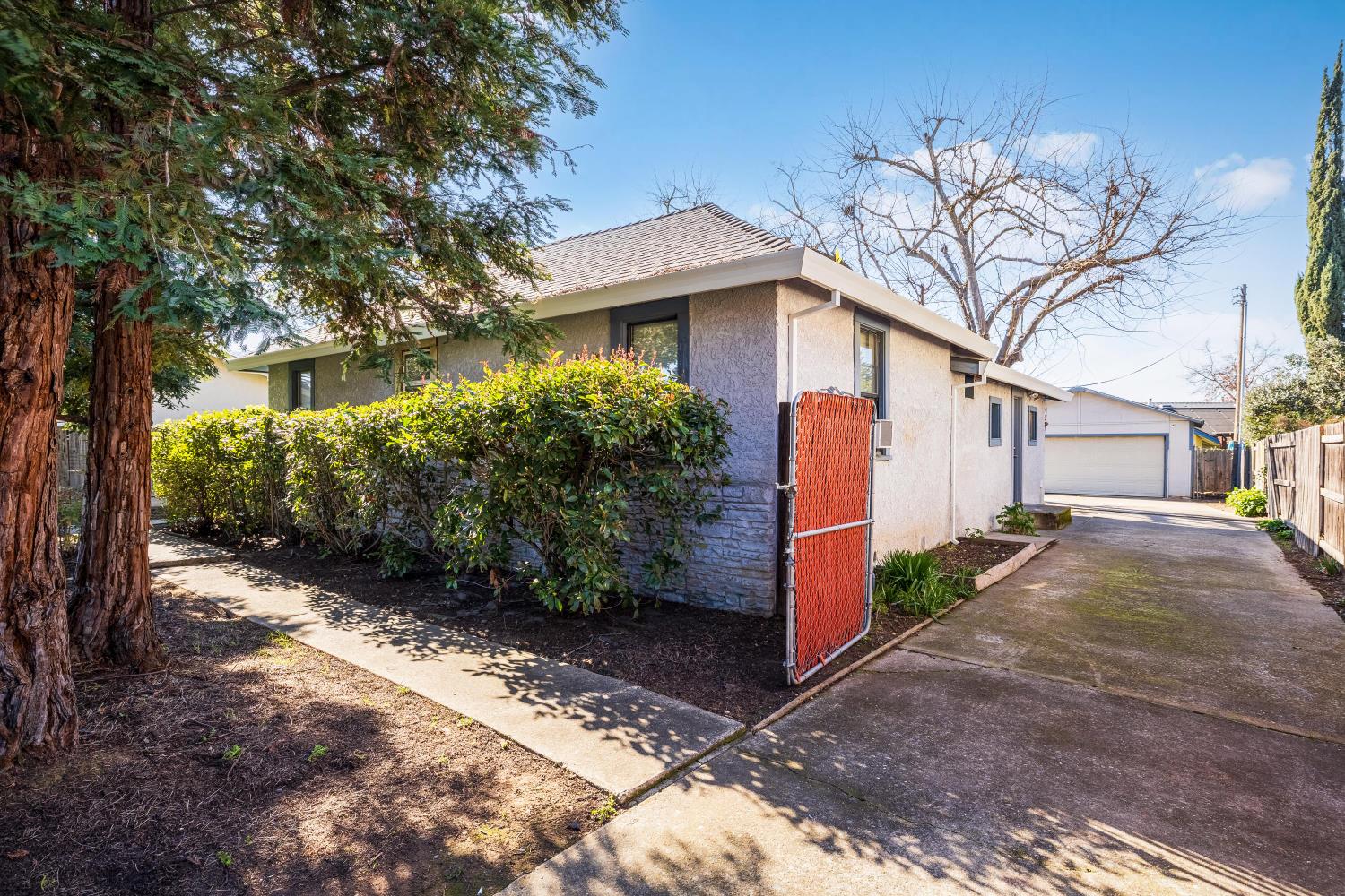 3125 Kobrock Way Carmichael, CA 95608 - Photo 4 of 29