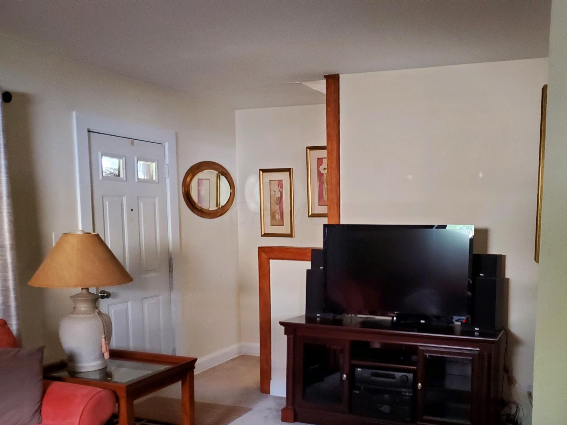 2194 Sale Road Columbus, OH 43224 - Photo 3 of 23