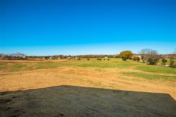 1809 Abiff Road Burns, TN 37029 - Photo 2 of 28 a view of an ocean