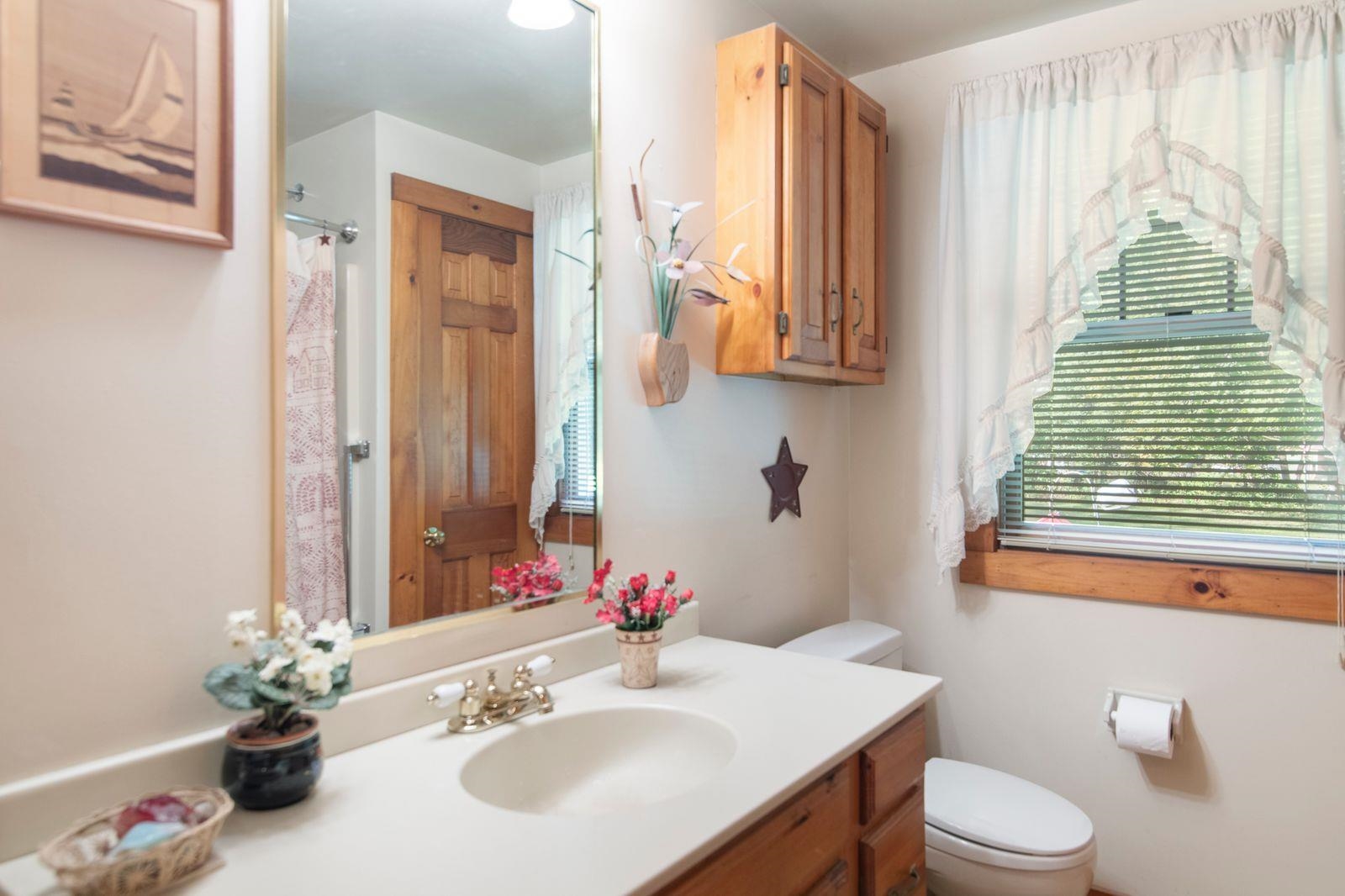 1089 Marlboro Road Brattleboro, VT 05301 - Photo 19 of 30