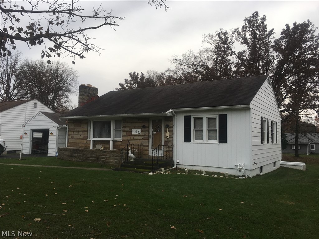 440 Harding Road Zanesville, OH 43701 - Photo 3 of 16 Gallery Image 3