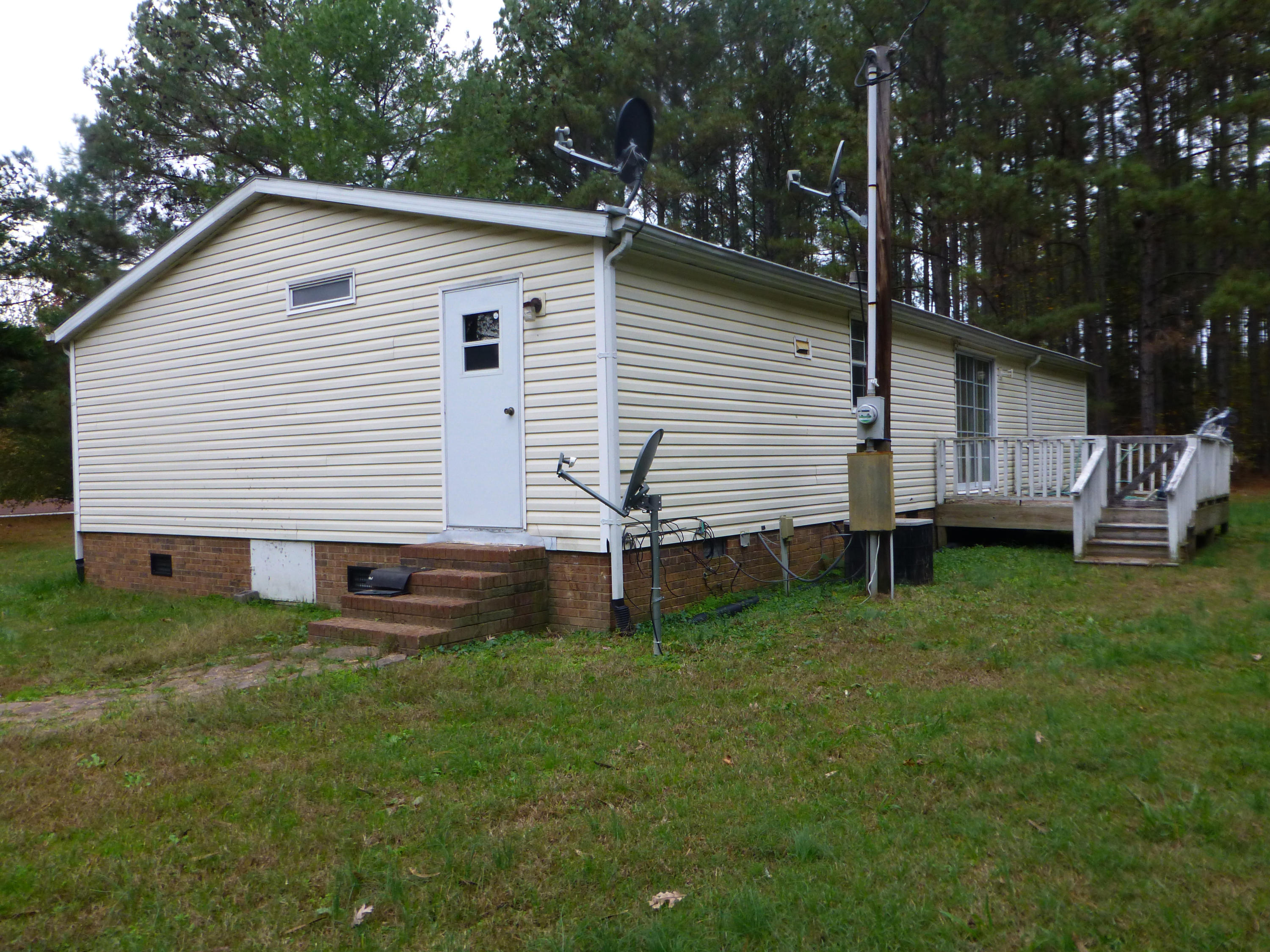 263 Salmon Road Carthage, NC 28327 - Photo 4 of 17 P1080397