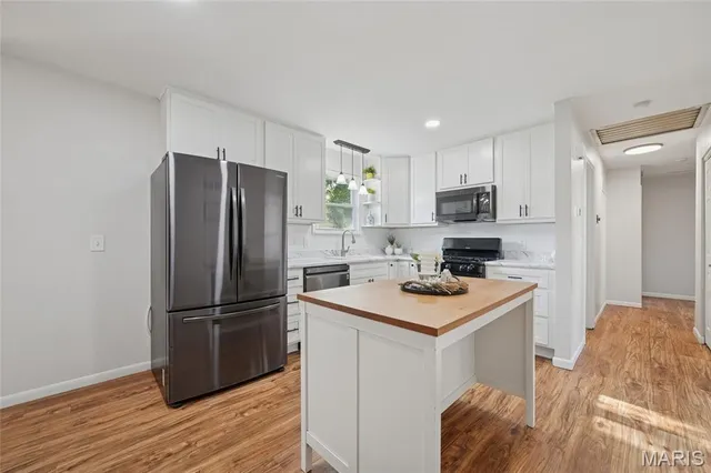 $315,000 | 4136 Bridgehampton Drive, St. Charles, MO 63304