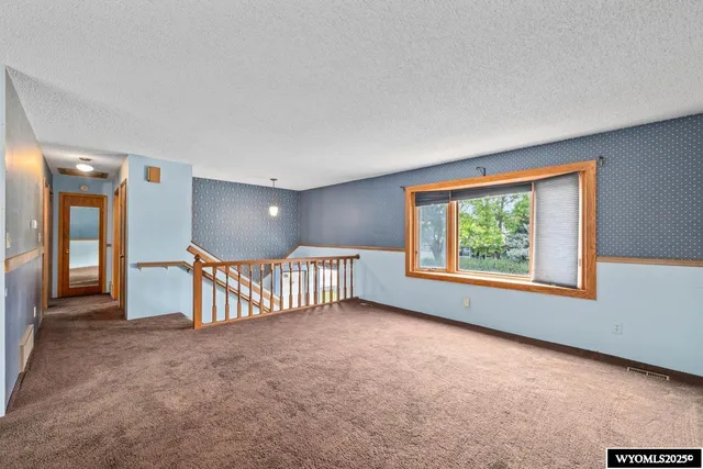 $205,000 | 805 Freimuth Avenue, Lingle, WY 82223