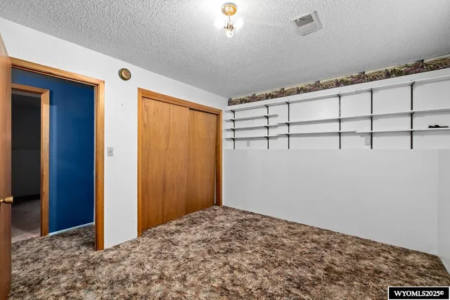 $205,000 | 805 Freimuth Avenue, Lingle, WY 82223