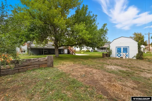 $205,000 | 805 Freimuth Avenue, Lingle, WY 82223