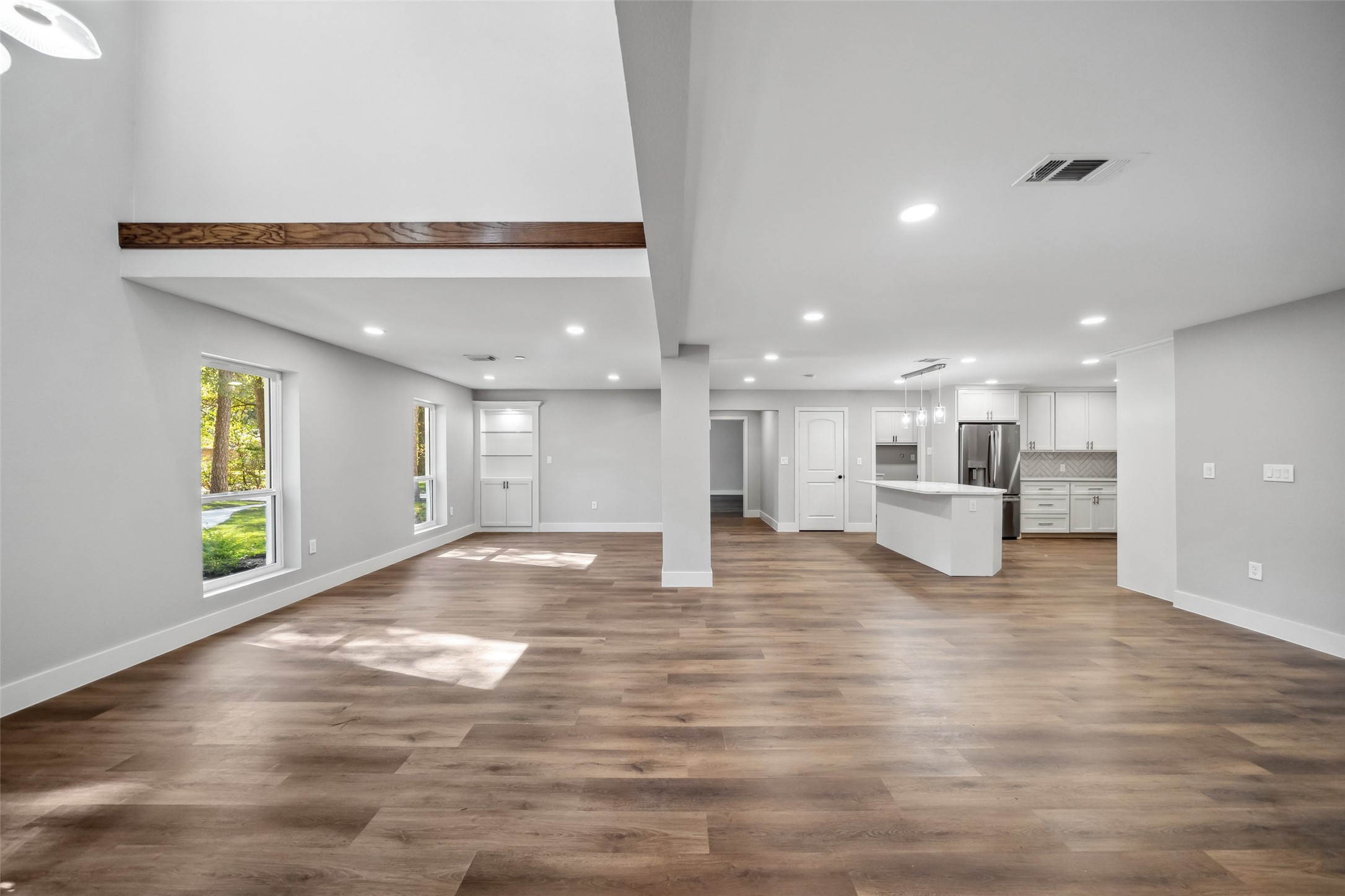 6306 Inway Drive Spring, TX 77389 - Photo 7 of 28