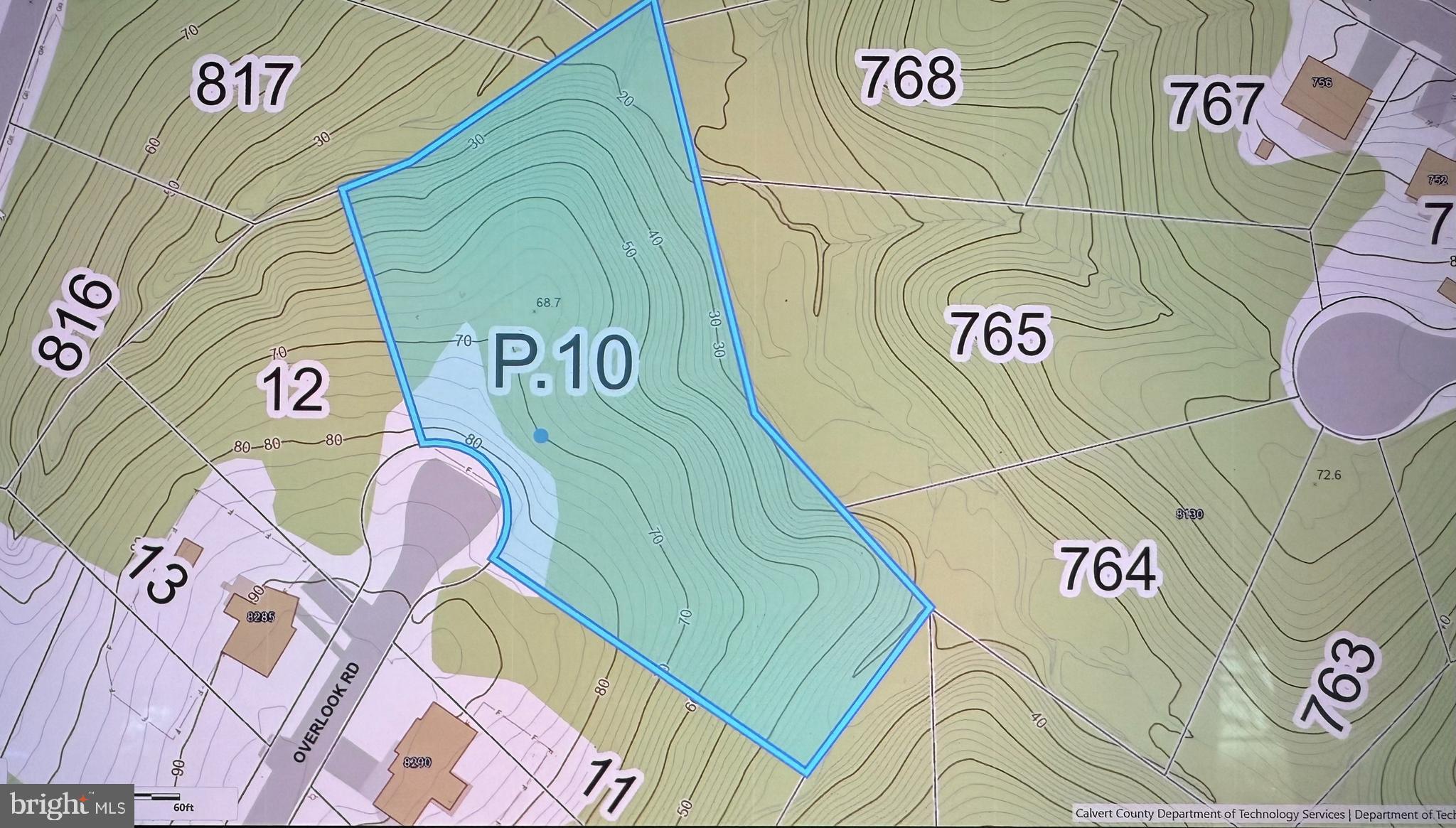 a close up of a street sign