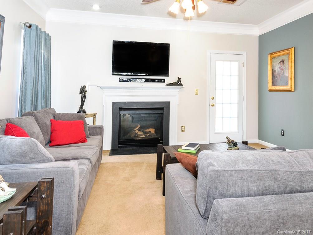 15247 Leslie Brooke Road Huntersville, NC 28078 - Photo 5 of 23