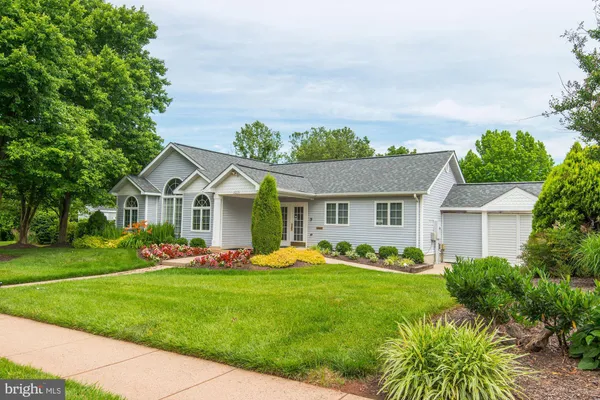 $1,050,000 | 13126 Ladybank Lane, Herndon, VA 20171