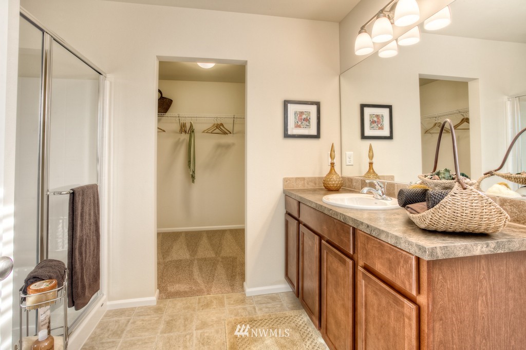 17703 33rd (7) Drive Southeast Bothell, WA 98012 - Photo 7 of 14 Gallery Image 7