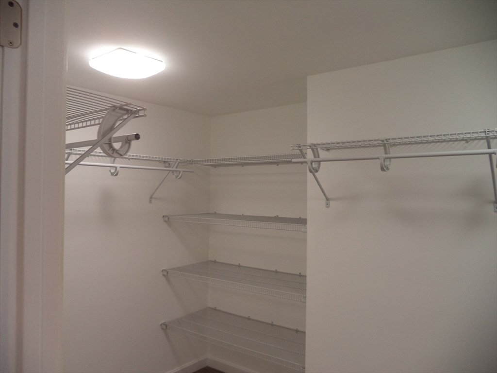 387 Main Street, Unit 1 Salem, NH 03079 - Photo 7 of 11