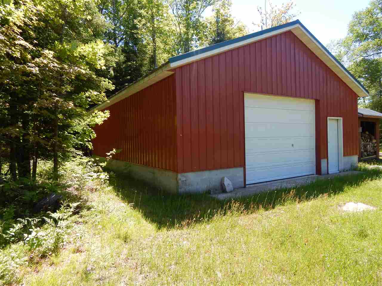 2434 Low Highrolloway Road Manistique, MI 49854 - Photo 18 of 96 1802122-18.JPG