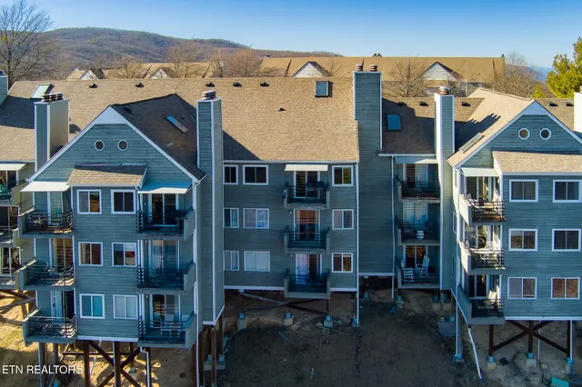 $285,000 | 1260 Ski View Drive, Unit 8304, Gatlinburg, TN 37738
