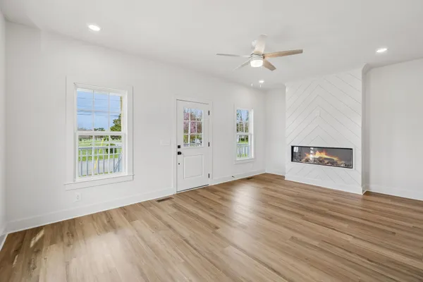 $525,000 | 812 Greenland Drive, Murfreesboro, TN 37130