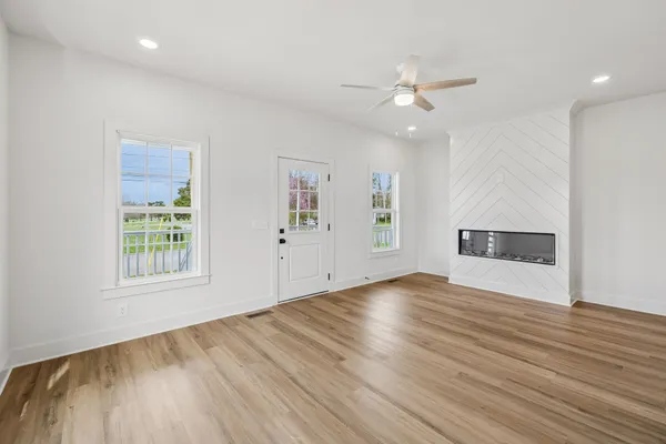 $525,000 | 812 Greenland Drive, Murfreesboro, TN 37130