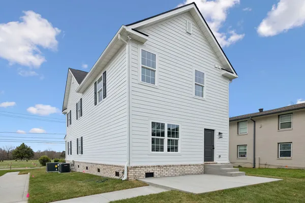 $525,000 | 812 Greenland Drive, Murfreesboro, TN 37130