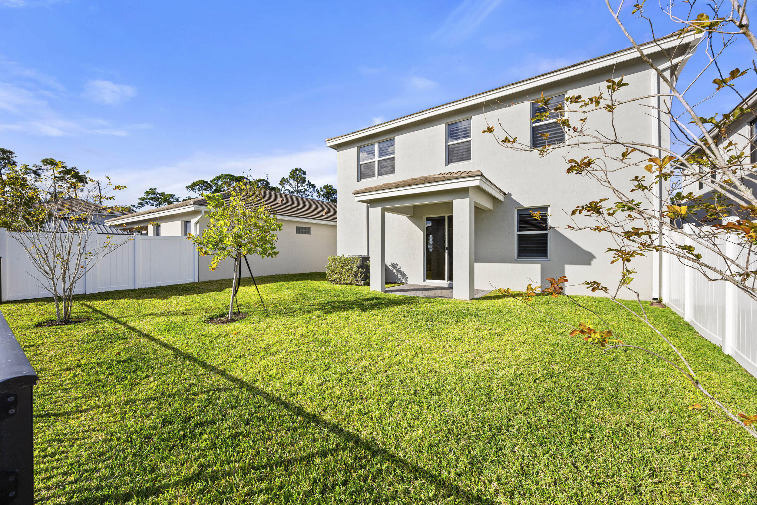 7206 Rockwood Road Jupiter, FL 33458 - Photo 2 of 36 3_jv2a5348