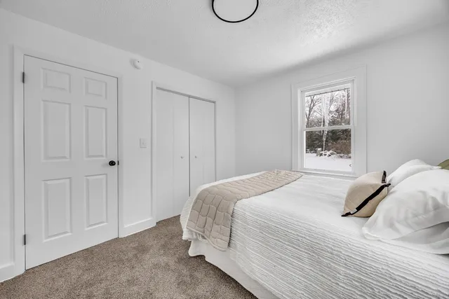 $285,000 | 2621 Poe Avenue Southwest, Wyoming, MI 49509