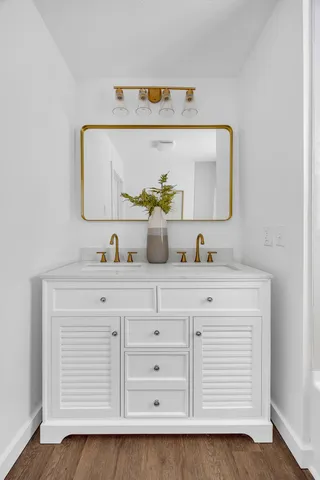 $285,000 | 2621 Poe Avenue Southwest, Wyoming, MI 49509