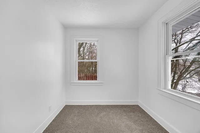 $285,000 | 2621 Poe Avenue Southwest, Wyoming, MI 49509