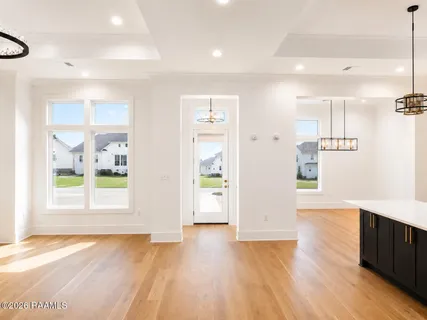 $709,900 | 107 Sugar Cane Palm Circle, Broussard, LA 70592