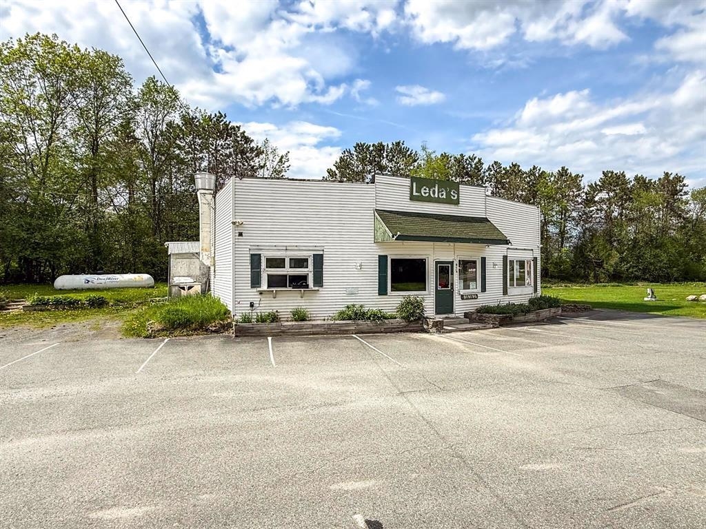 456 Highway 5 Fairlee, VT 05045 - Photo 7 of 43